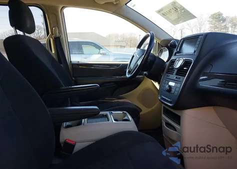 2011 Chrysler Town & Country Touring z USA, uszkodzony, nr VIN 2A4RR5DG3BR675541